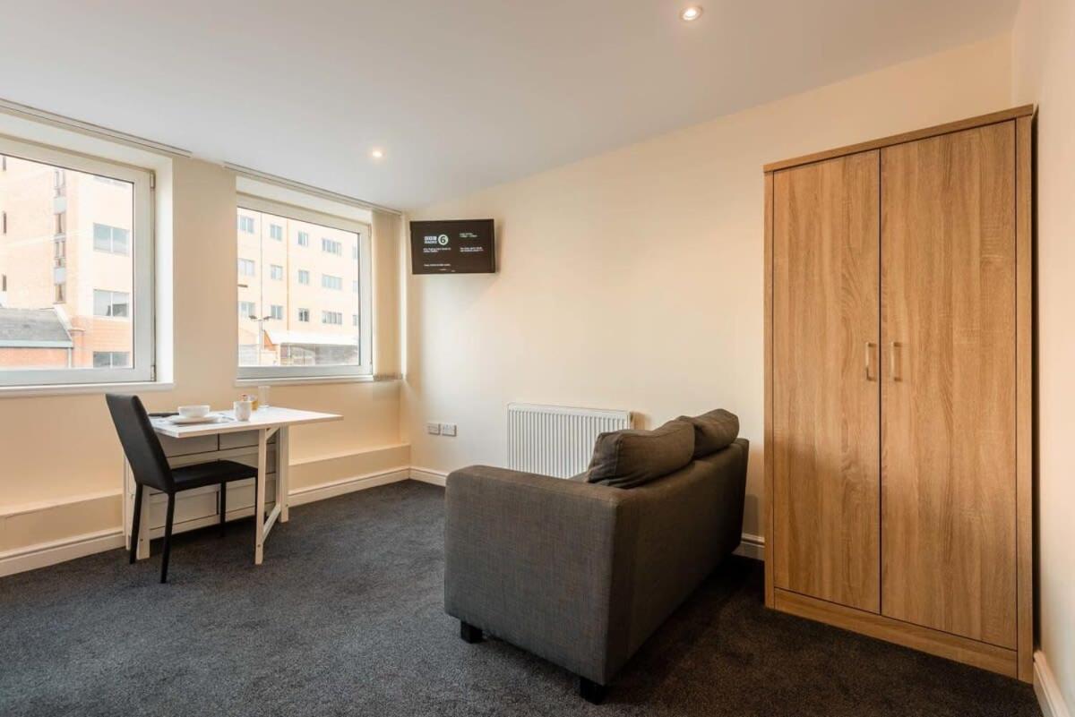Modern & Bright Budget Studio In Central Doncaster Apartman Kültér fotó