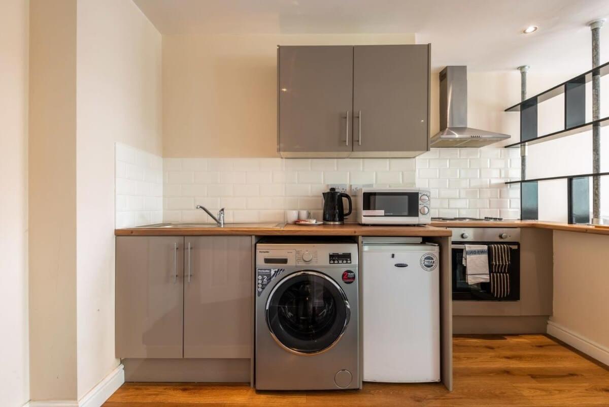 Modern & Bright Budget Studio In Central Doncaster Apartman Kültér fotó
