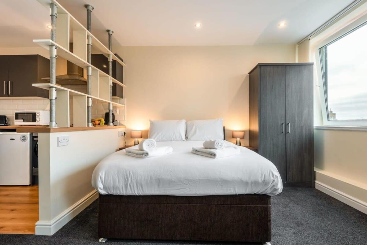 Modern & Bright Budget Studio In Central Doncaster Apartman Kültér fotó