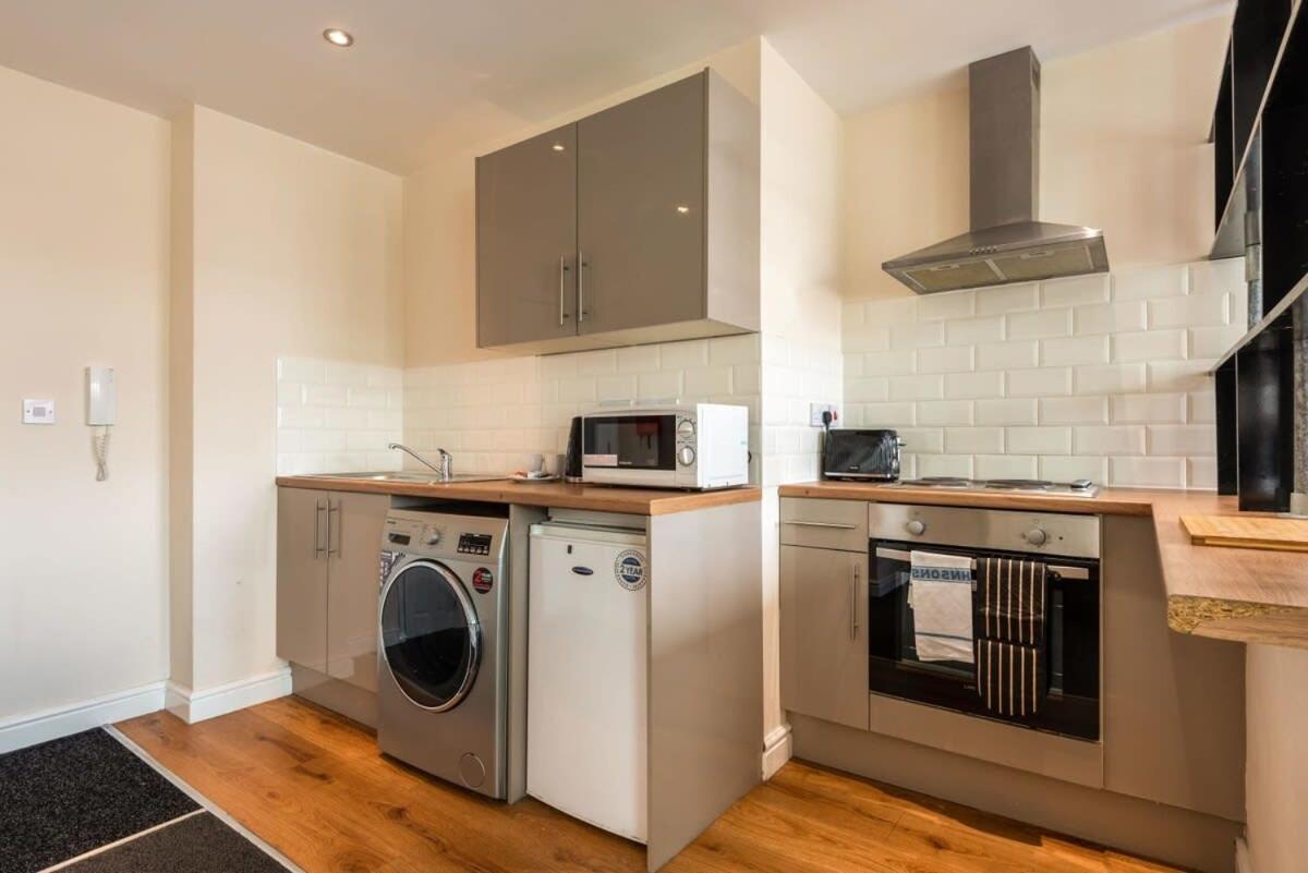 Modern & Bright Budget Studio In Central Doncaster Apartman Kültér fotó