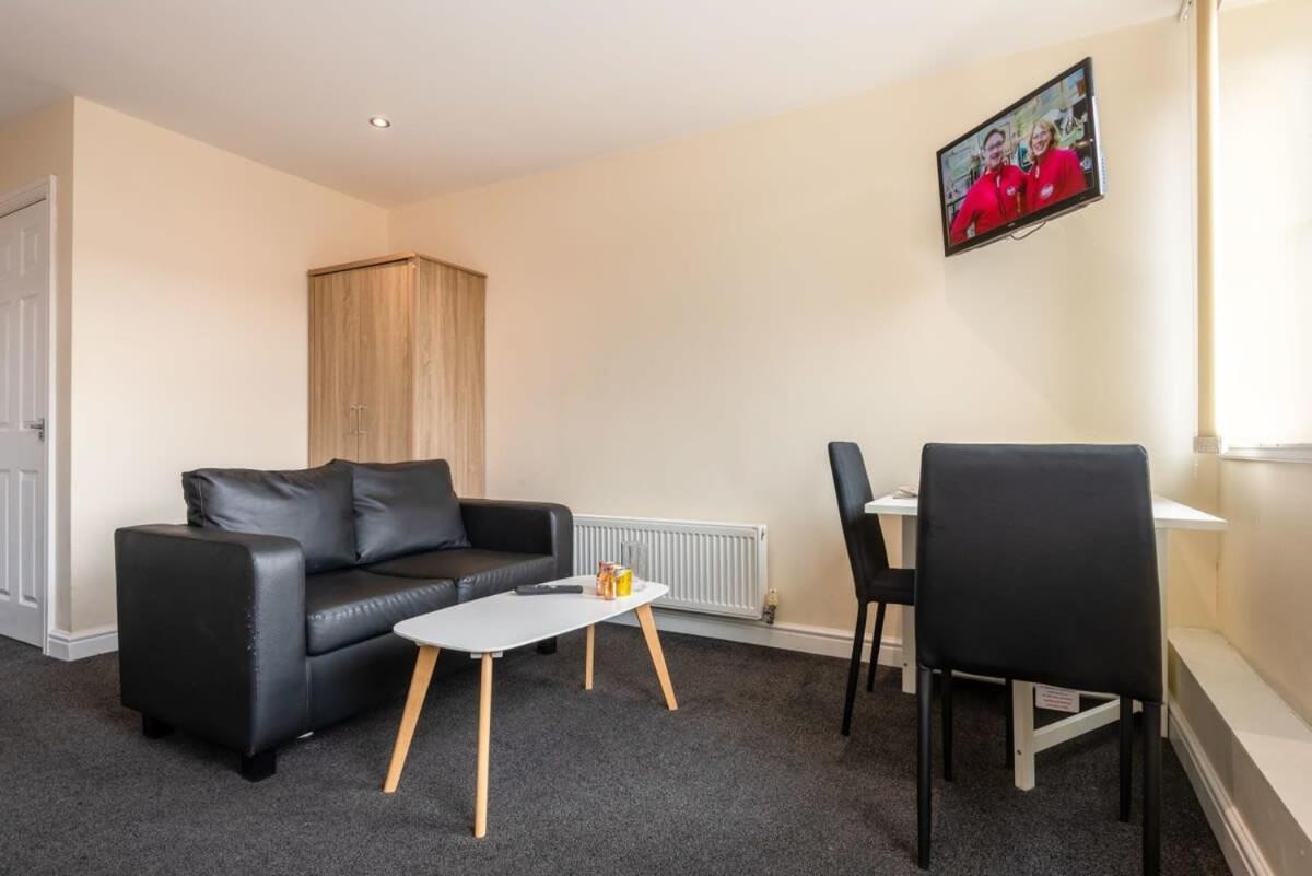 Modern & Bright Budget Studio In Central Doncaster Apartman Kültér fotó