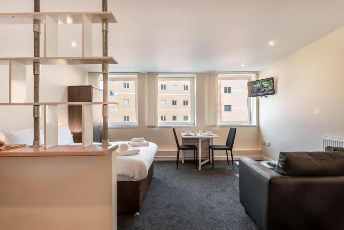 Modern & Bright Budget Studio In Central Doncaster Apartman Kültér fotó