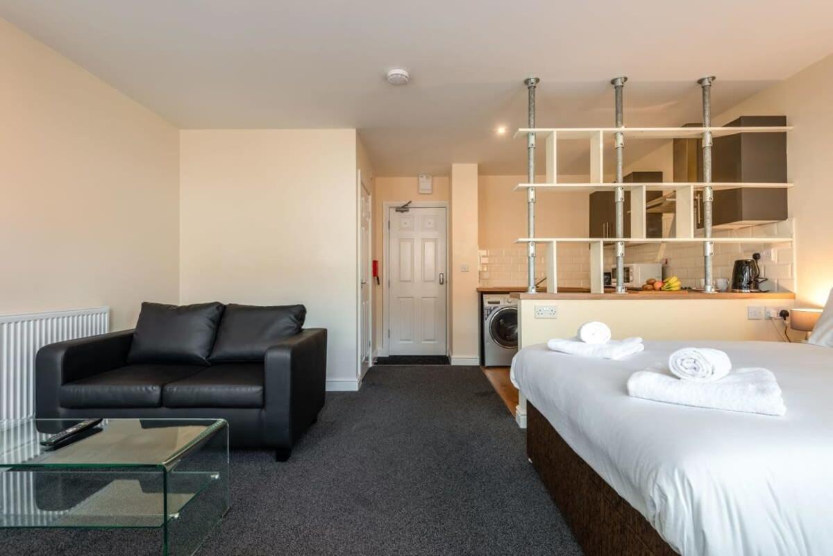 Modern & Bright Budget Studio In Central Doncaster Apartman Kültér fotó
